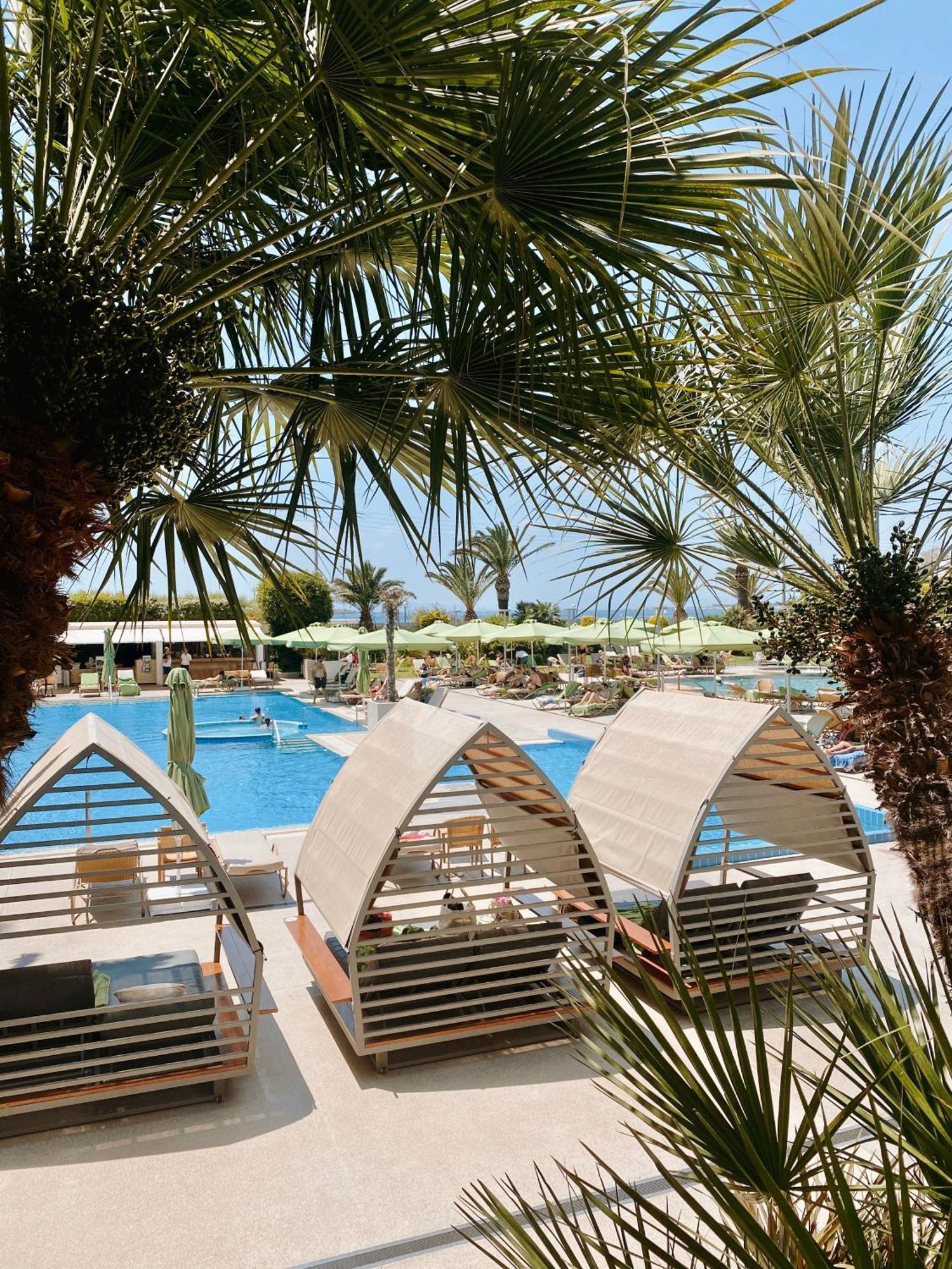 Divani Apollon Palace & Thalasso Vouliagmeni Exterior photo
