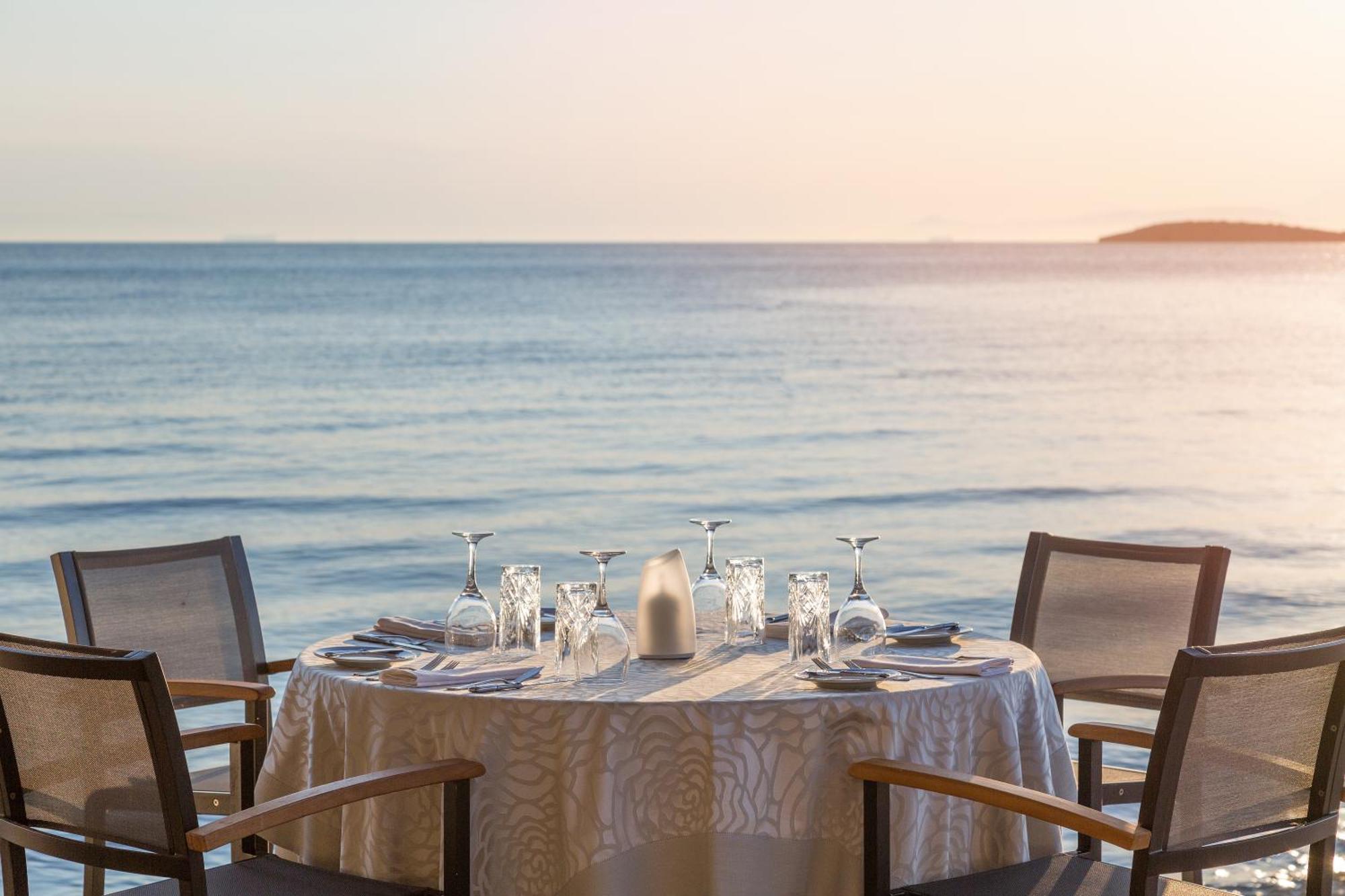 Divani Apollon Palace & Thalasso Vouliagmeni Exterior photo