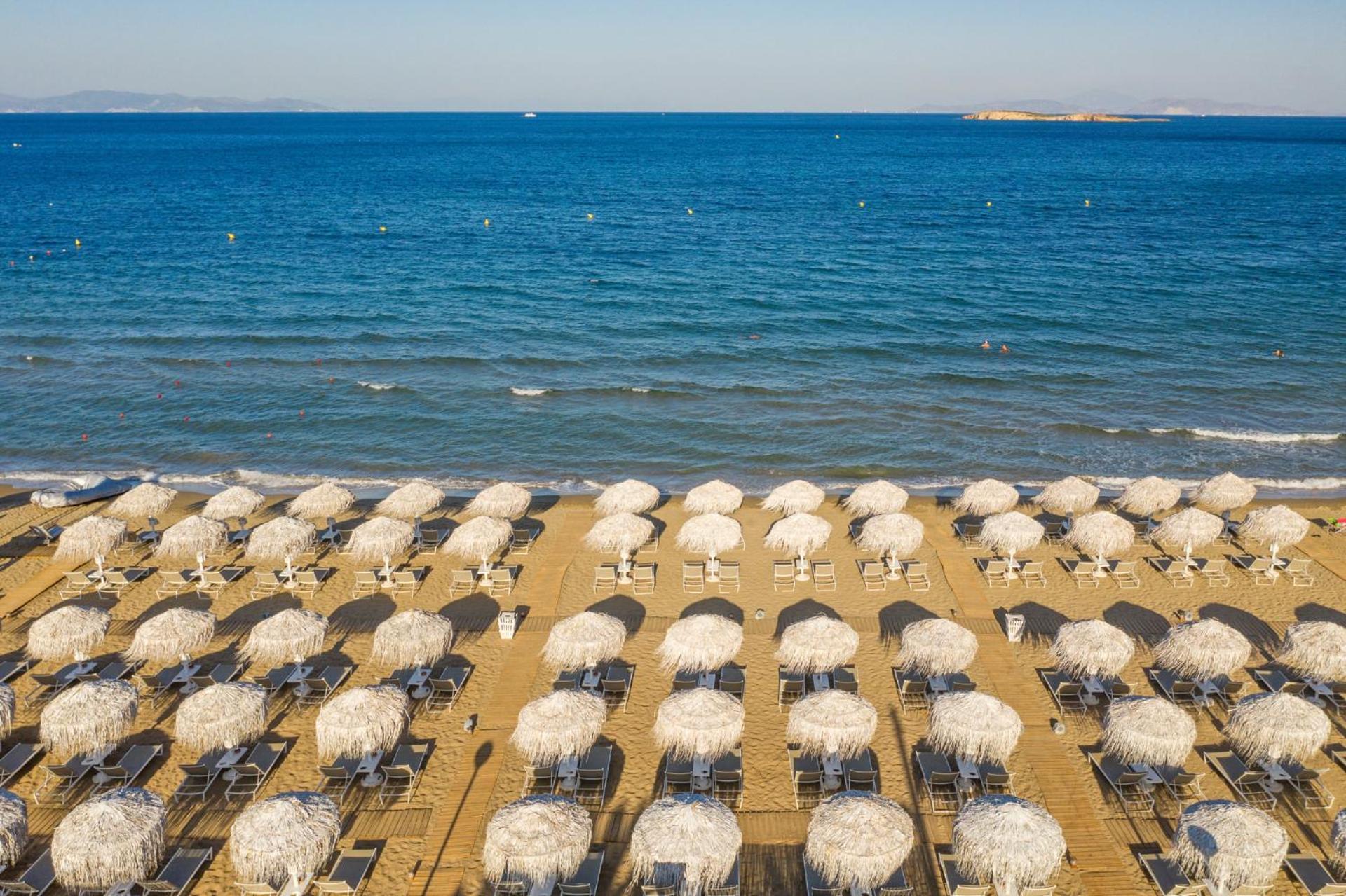 Divani Apollon Palace & Thalasso Vouliagmeni Exterior photo