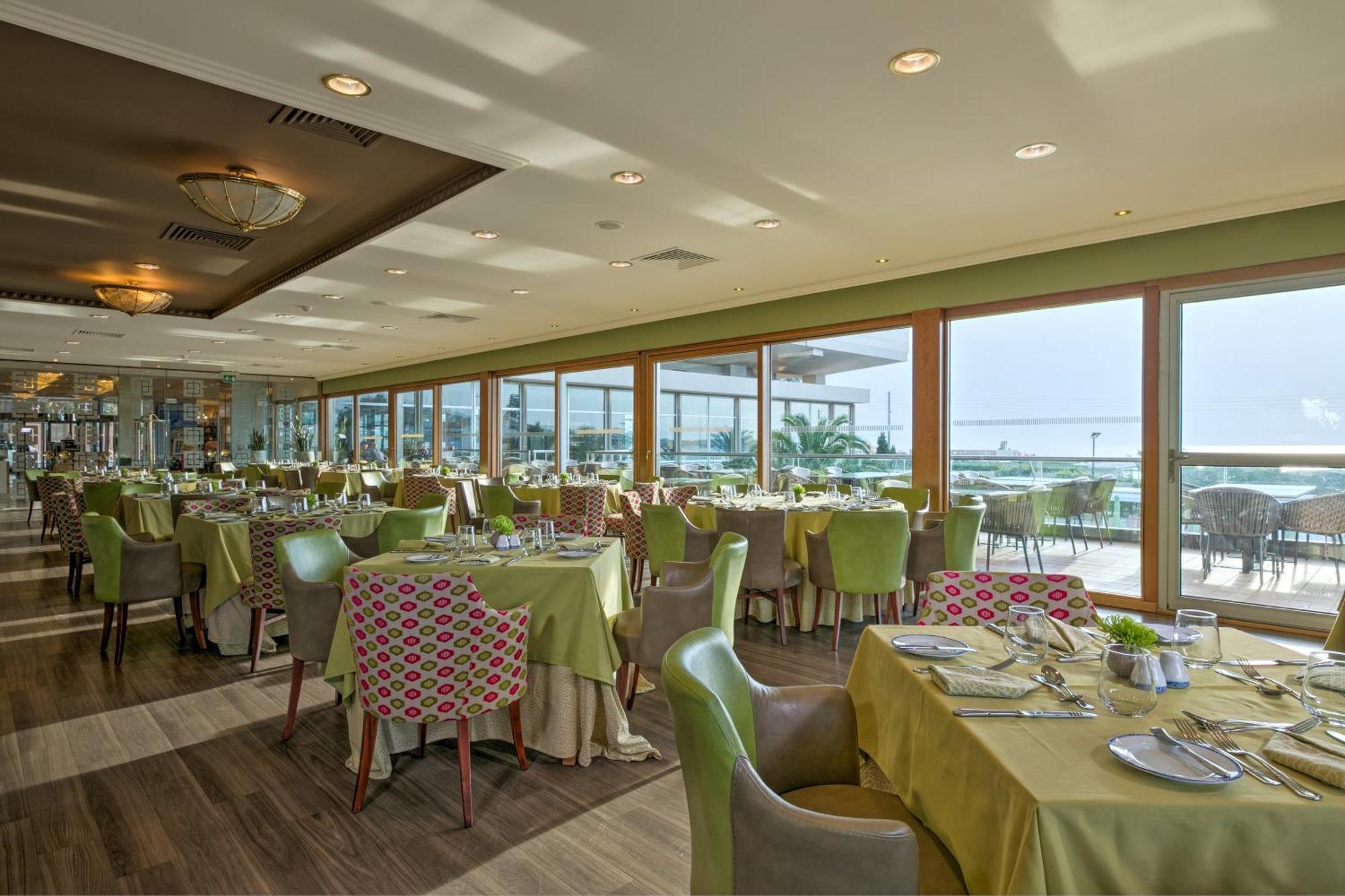 Divani Apollon Palace & Thalasso Vouliagmeni Exterior photo